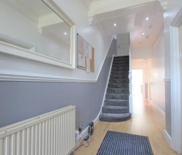House share to rent - Photo 4