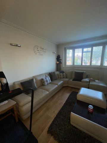 4 bedroom terraced house to rent - Photo 4