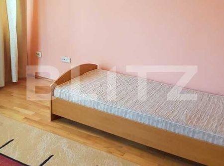 Apartament 3 camere, 95 mp, decomandat, parcare, terasa, zona Calea Borhanciului - Photo 4