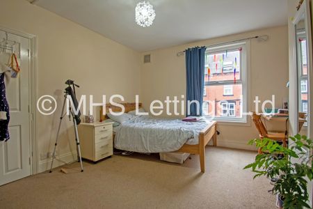 4 Bedroom Mid Terraced House for rent in Beechwood Mount - Photo 3