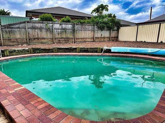 Spacious 3-Bedroom Home with Pool in Sunnybank Hills â Ideal Location & Comfort! - Photo 1