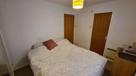 Old York Street, Hulme, Manchester, M15 - Photo 4