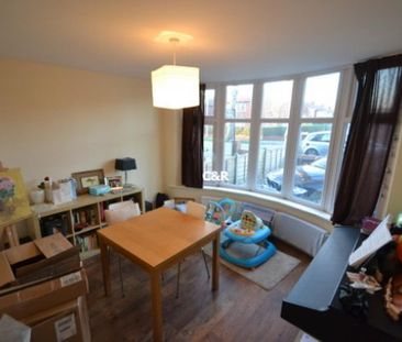 4 bedroom semi-detached house to rent - Photo 4