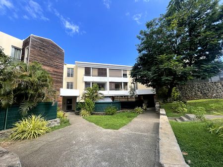 A LOUER - Saint-Gilles - Apt. T3 de standing meublé avec vue dégagée - Photo 5