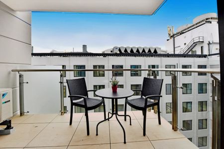 Alluring 1-bedroom apartment near Flagstaff Gardens - Photo 5