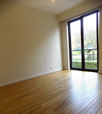 Appartement - à louer - Photo 2