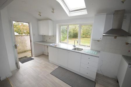 2 bedroom terraced house to rent - Photo 3