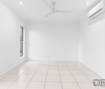 27 Hatch Close, Trinity Beach - Photo 2