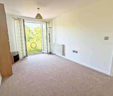 Price £1,475 pcm - Available Now - Unfurnished - Photo 1