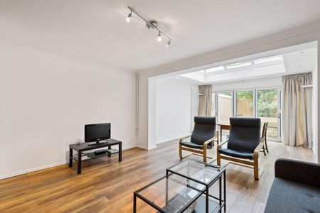 5 bedroom terraced house to rent - Photo 5