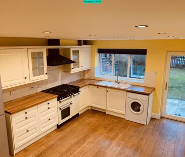 3 bedroom semi-detached house to rent - Photo 6