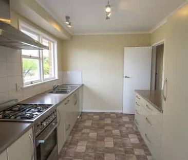 Great family home close to the beach - Photo 3