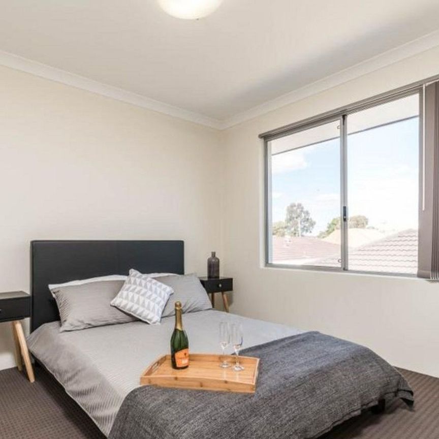Modern and Convenient 2 X 2 Apartment! - Photo 1