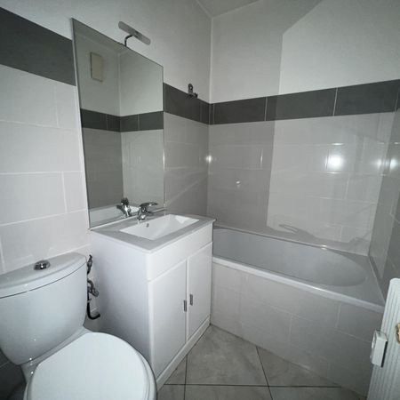 Location Appartement 1 pièce 24m² METZ 57000 - Photo 3