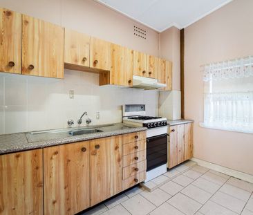 229 Marion Street - Photo 1