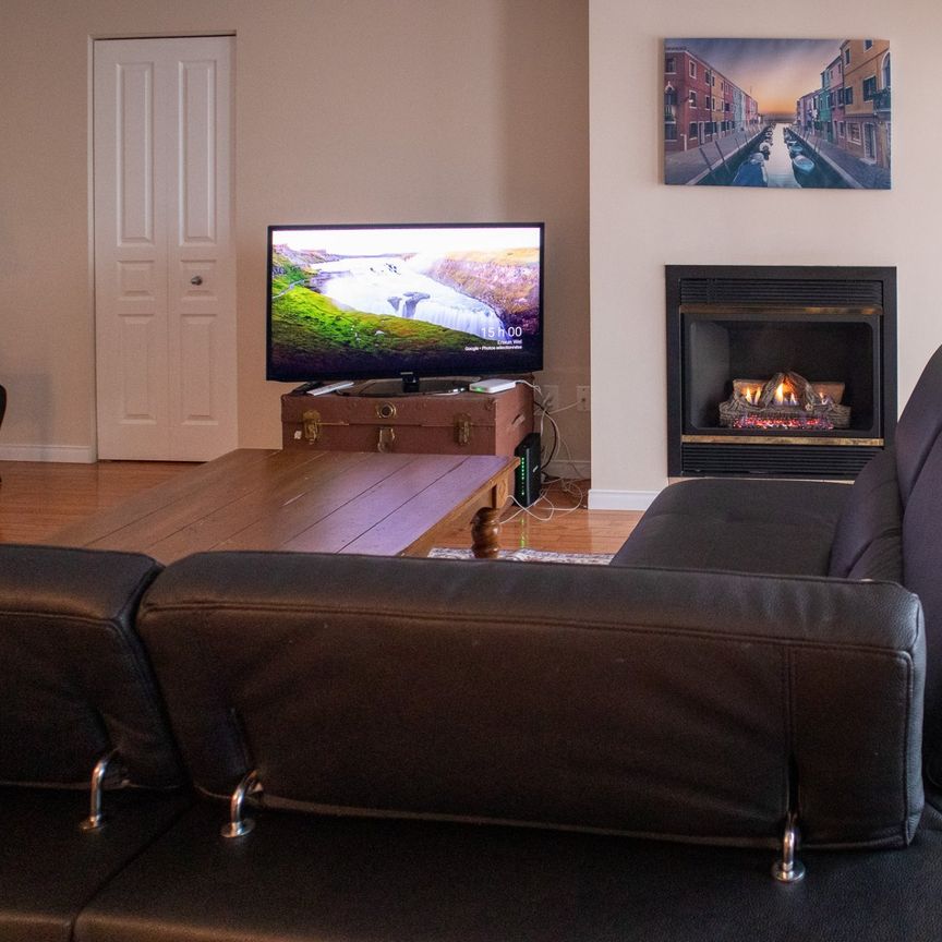 Rue Principale O., J1X 3B8, Magog - Photo 1