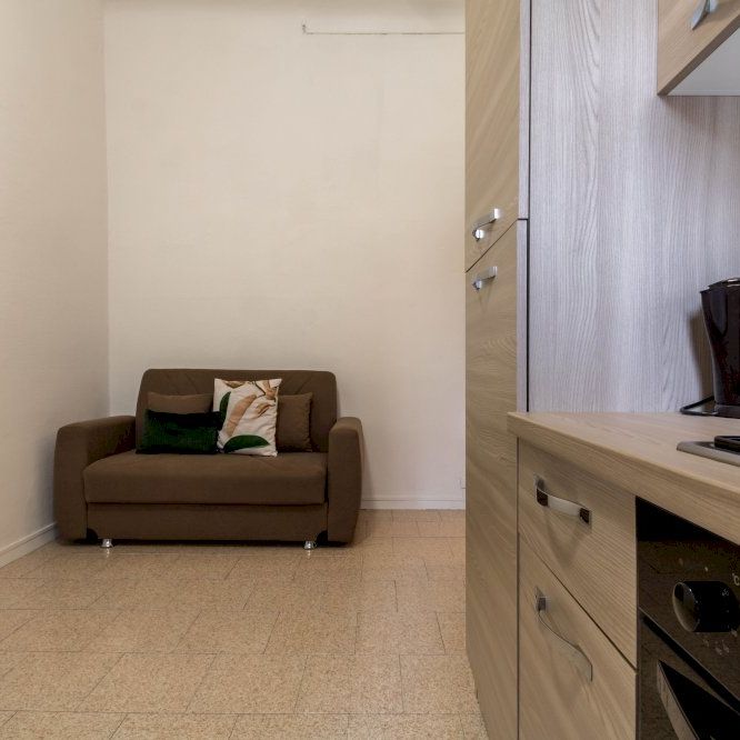 Wonderful single room with private balcony in Milan, few steps away from a Bocconi, IULM and NABA - Photo 1