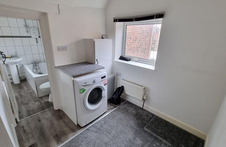 The Cottage, 16 Mitford Street, Filey - Photo 5