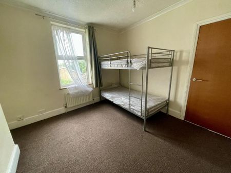 4 bedroom house to rent - Photo 4
