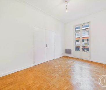 Location Appartement 3 pièces 50m² NICE 06000 - Photo 3