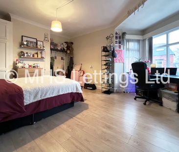 4 Bedroom End Terraced House for rent in Estcourt Avenue - Photo 2