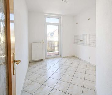 Helle Wohnung mit großem Balkon - Photo 2