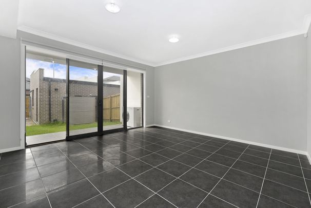 18 Hudson Street, Penrith - Photo 1