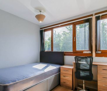 51 Bloomsbury Walk - Photo 2