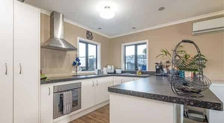 3 bedroom home - double glazed - Photo 5