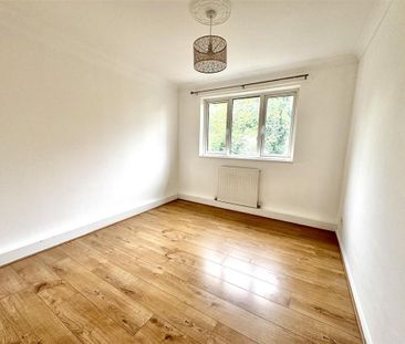 2 bedroom maisonette to rent - Photo 3