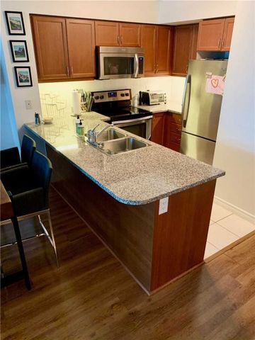 For Lease - 19 Grand Trunk Crescent Unit# 2808, Toronto, Ontario - Photo 2