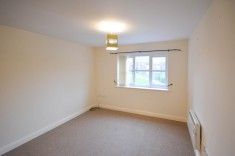 2 bed Apartment for Rent - Photo 5