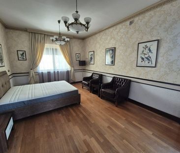 Vila de inchiriat 5 camere, curte frumoasa, locatie foarte buna, zona Domenii, Bucuresti - Fotografie 3
