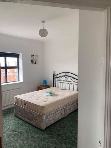 13 Clarendon Quay, 1 Pilot Place, Belfast, BT1 3AG - Photo 4
