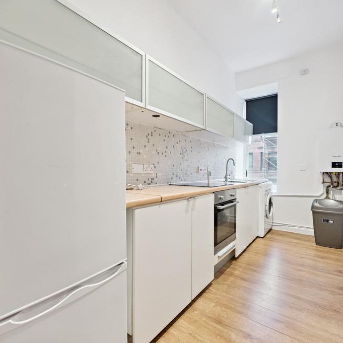 1 bedroom flat to rent - Photo 1