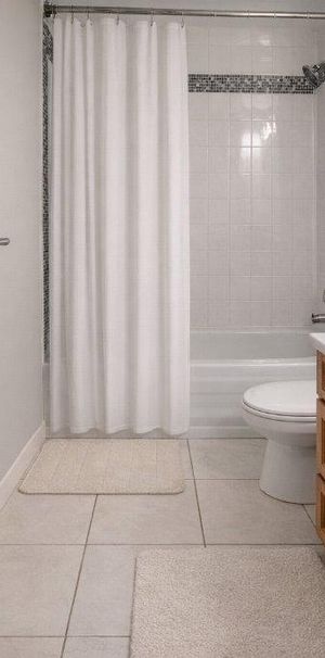 2 ½ LIBRE LE 1ER SEPTEMBRE À CHARLESBOURG (QC) - Photo 2