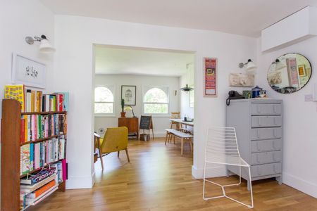 1 Bed Flat, Mothers Square, E5 - Photo 4