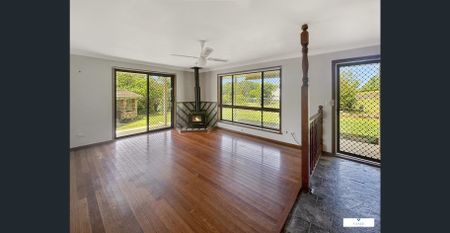 Beautiful Brick home - Photo 4