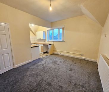 1 Bed Flat, Wellington Street West, M7 - Photo 3