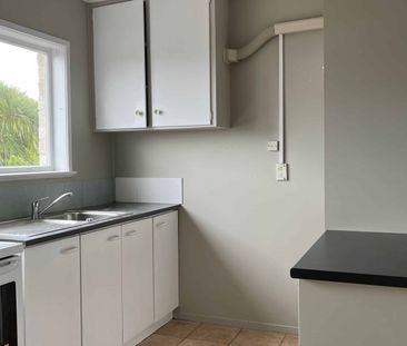 Mt Roskill, 2 bedrooms - Photo 4