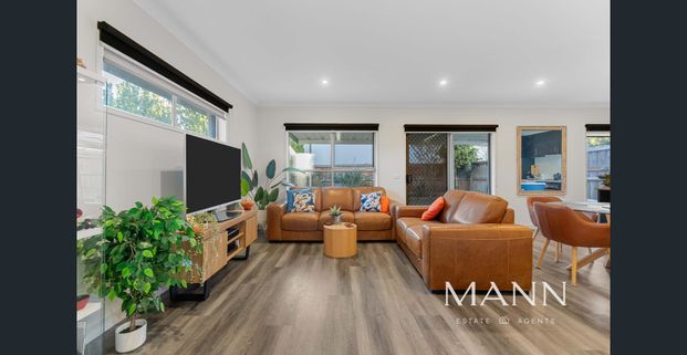 Great Home in Top Location! - Photo 1