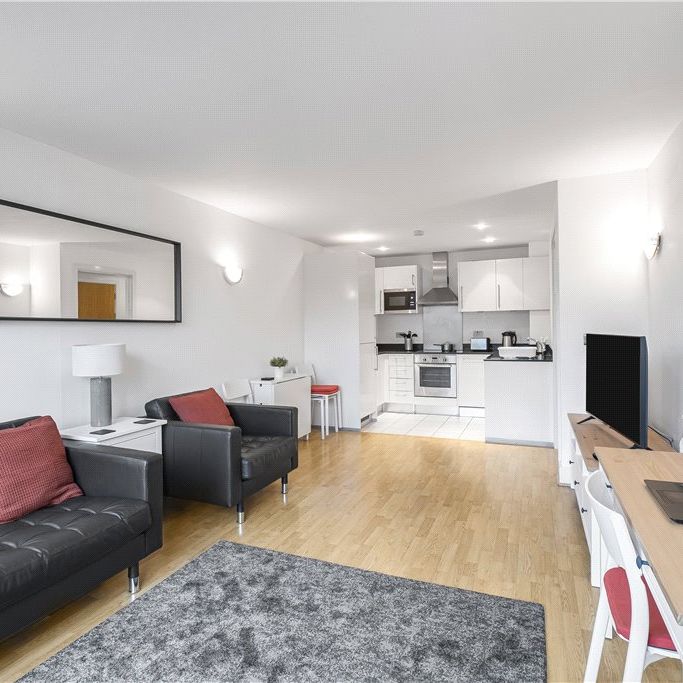 Empire Square West, Empire Square, London, SE1 4NH - Photo 1