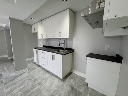 For Lease - 1621 Brookedayle Avenue, Kingston, Ontario - Photo 1