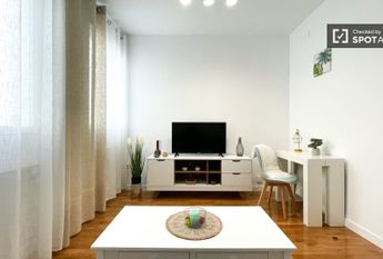 madrid, Community of Madrid 28015