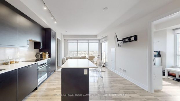 For Lease - 9075 Jane Street Unit# 1009, Vaughan, Ontario - Photo 1