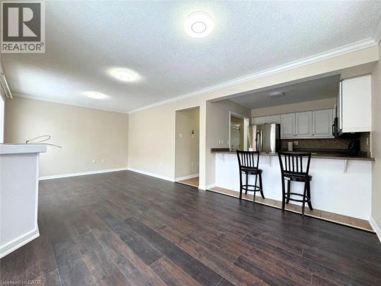 2218 SHADETREE Avenue - Photo 1