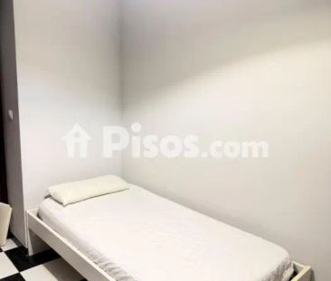 Piso en alquiler en Centro - Photo 3