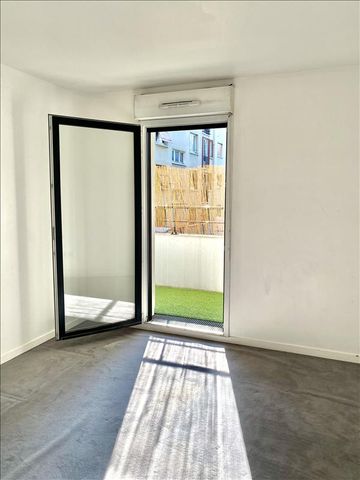 2 pièces - 45 m² - 1er étage - Colocation non autorisée - Photo 3