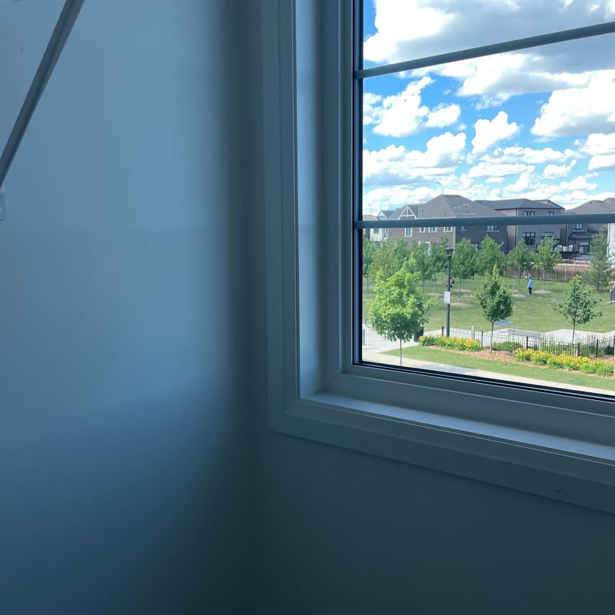 For Lease - 3036 William Cutmore Boulevard Unit# Master, Oakville, Ontario - Photo 1