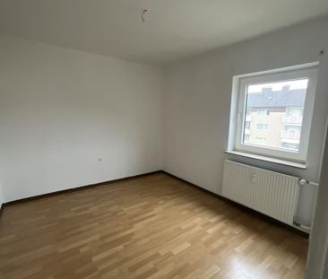 Bezugsfertige Charmante 3-Zimmerwohnung mit Balkon- 500EUR Gutschei... - Photo 3